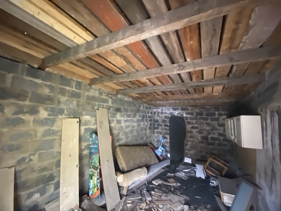 Гараж в центре прихатинска