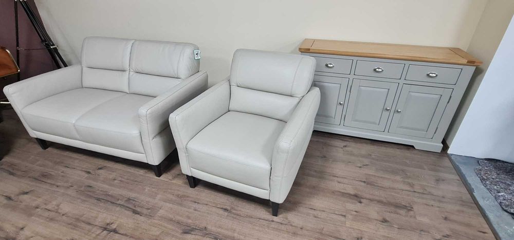 Светло сив кожен комплект тройка, двойка и фотьойл