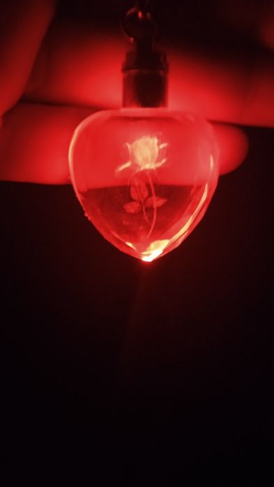 Брелок сердце с подсветкой