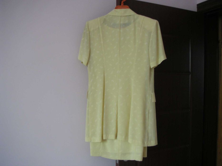 Елегантен Дамски Костюм Копринено Кадифе Пола Блуза Рокля