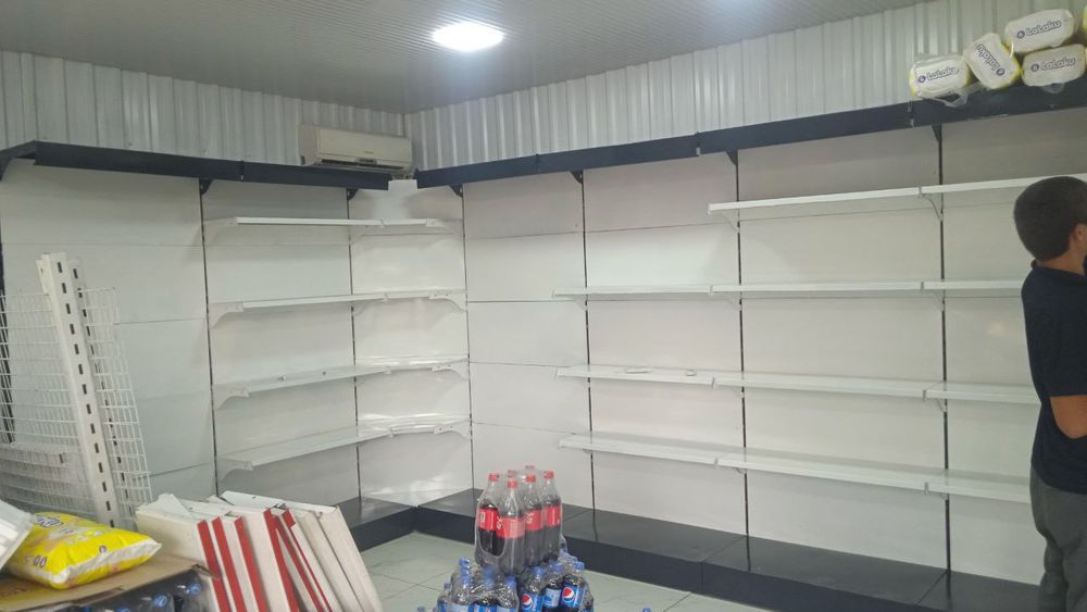 Stelajlar polka dukonga skaladka 2,700,000