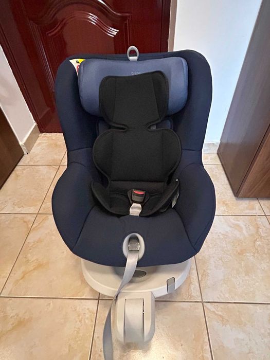 Scaun auto Britax Römer Dualfix, 0–18 kg, ISOFIX, rotativ 360°