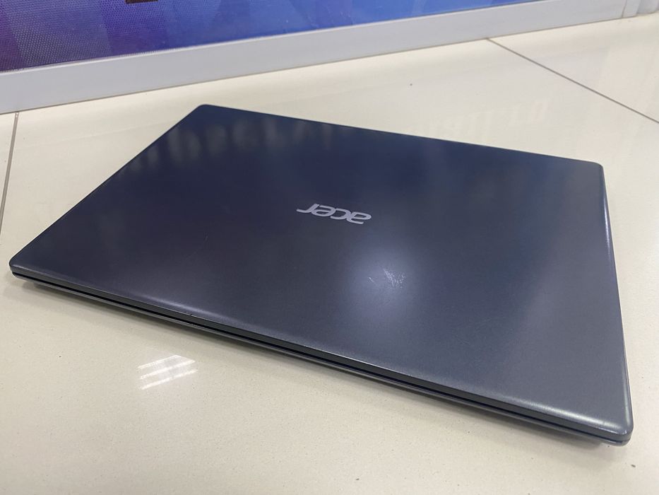 Ноутбук Acer в хорошем состоянии!