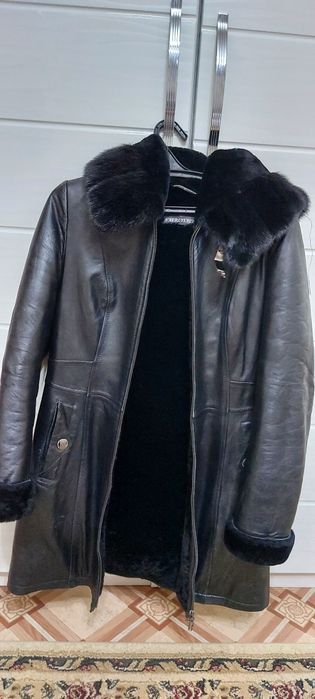 Продается дублёнка кожаная