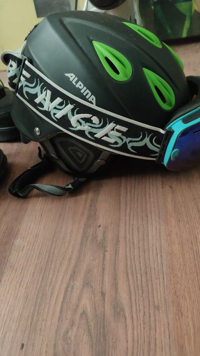 Сноуборд шлем ботинки