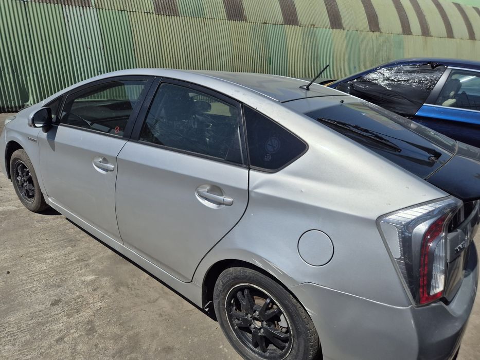 Dezmembram Toyota Prius 2012 1.8 Hybrid