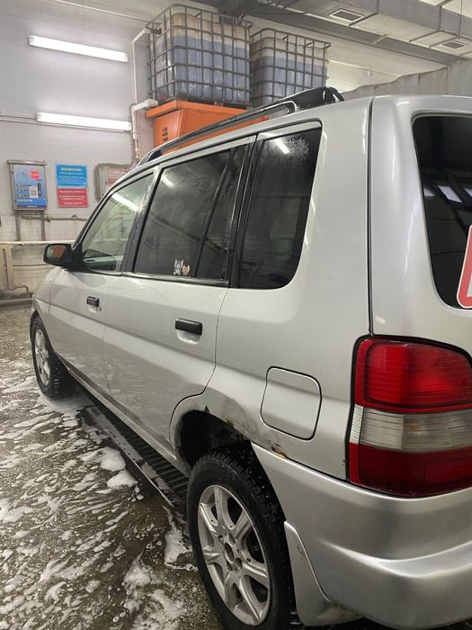 Продам Mazda Demio