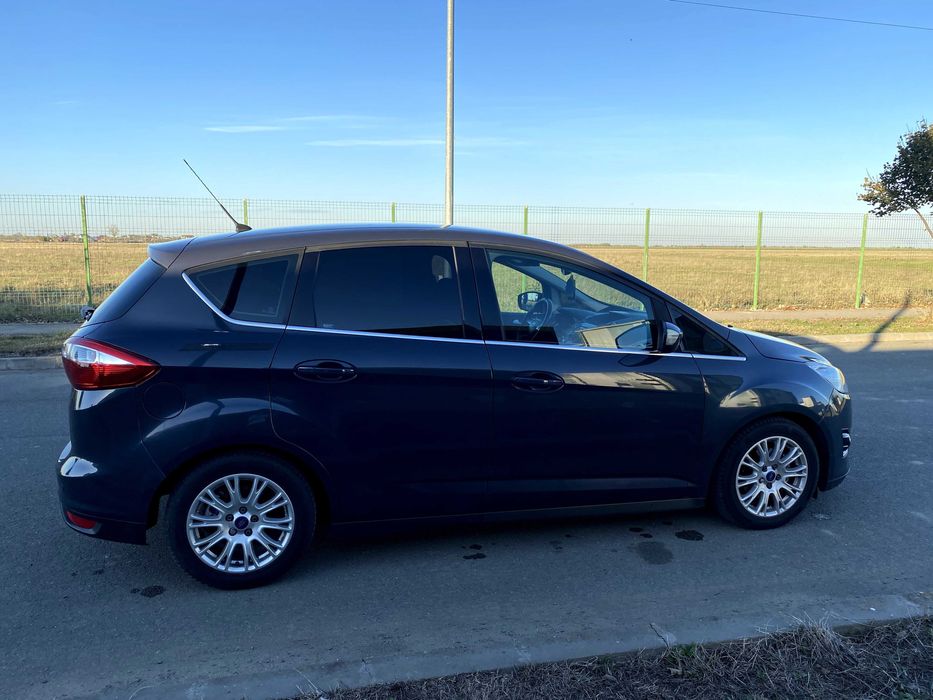Vând ford c max facelift
