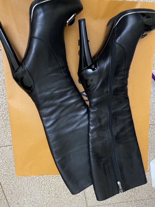 продам ботфорты на каблуке