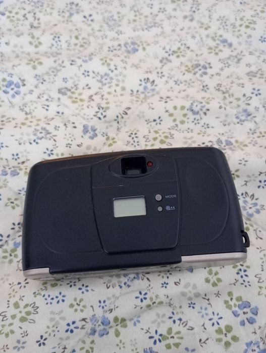 Aparate foto digitale ITP și pe film