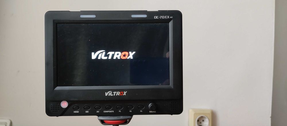 Продавам монитор Viltrox DC-70EX 7 inches.