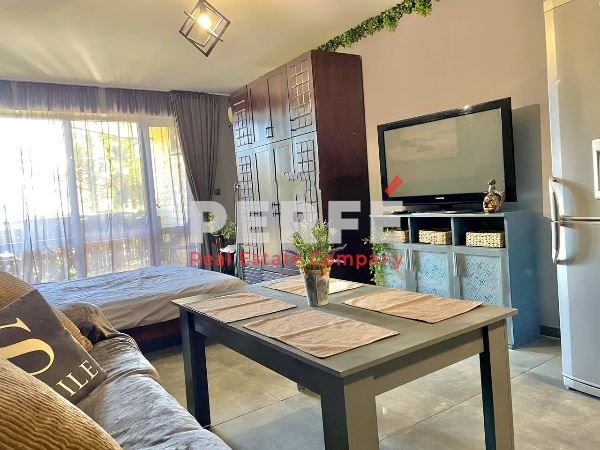 Продава се Едностаен апартамент в Свети Влас - 54 кв.м за 1112 €/кв.м - Снимка #1