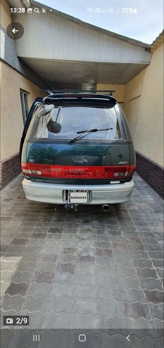 Тойота Люсида 1994года минивэн, продам