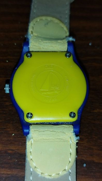 Детски часовник Q& Q - водоустойчив