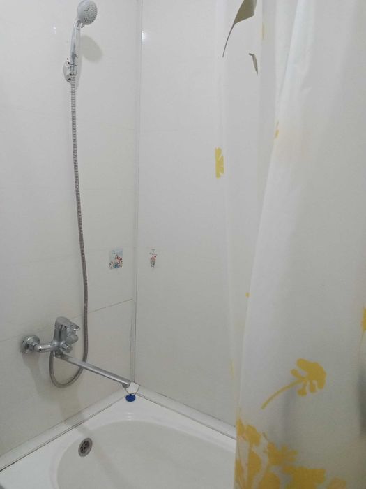 Талаба кизлар учун барча шароитларга эга  квартира ижарага берилади.