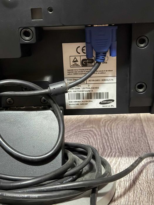 Монитор Samsung SyncMaster 740N 17