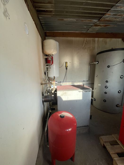 Vand centrala, puffer, boiler.