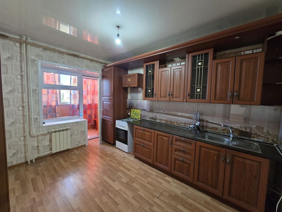 Сдам 2 комнатную квартиру помесячно