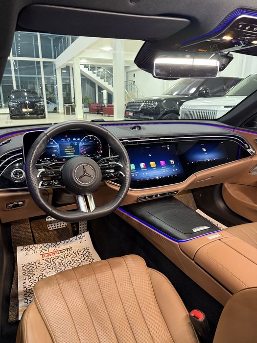 Mercedes Benz E300