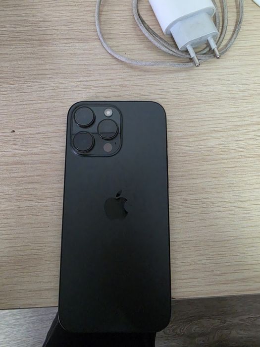 Продам iPhone 16 pro Max 256GB