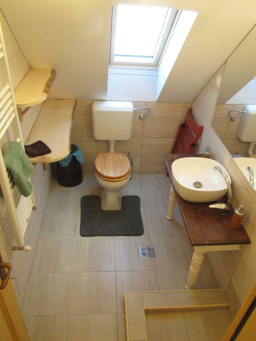 casă familială în Lunca De Sus, Valea Garbea, Harghita