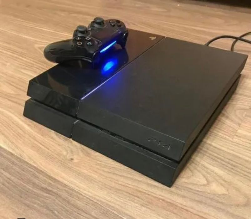 Прошитая Playstation 4 fat 500 ГБ, прошитая