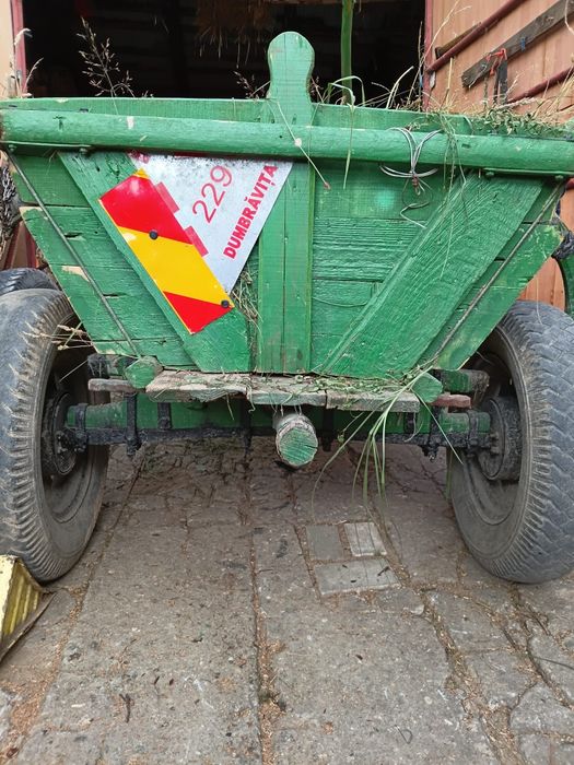Da căruțe de vânzare