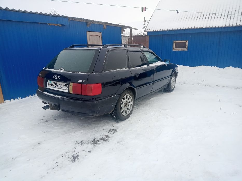 Продам Ауди Б4 хорошом состояние