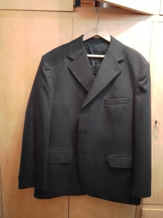 Мъжки костюм НОВ