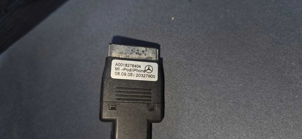 Mercedes iphone, MI Mi2 media interface кабел ,мерцедес кабел ипод