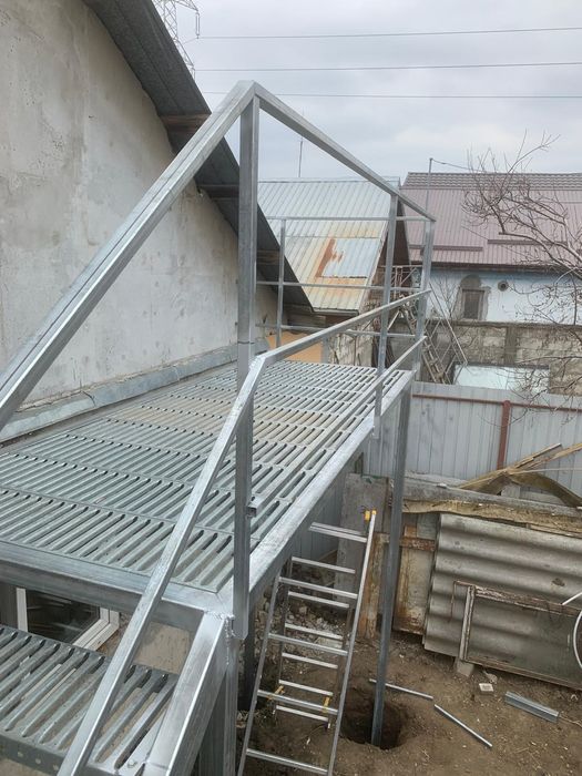 Confecționăm scări / scara metalice zincata pt casa, beci și incendiu