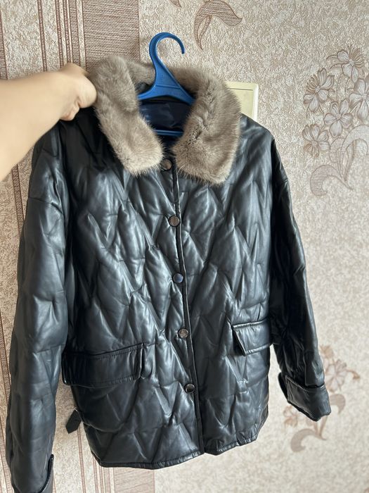 Продам кожанку демо сезон