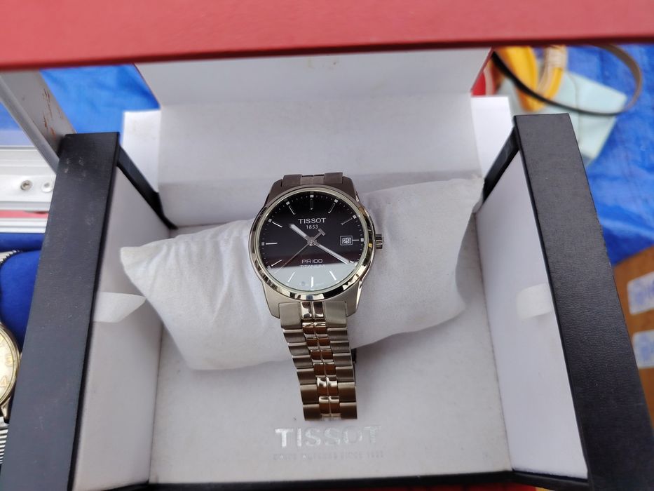 Ceas mecanic, automatic