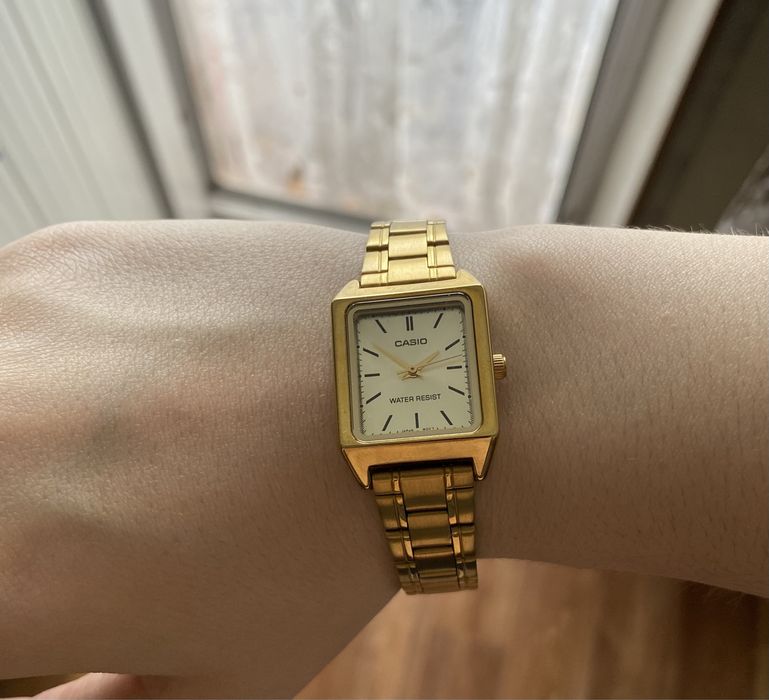 Продается часы Casio