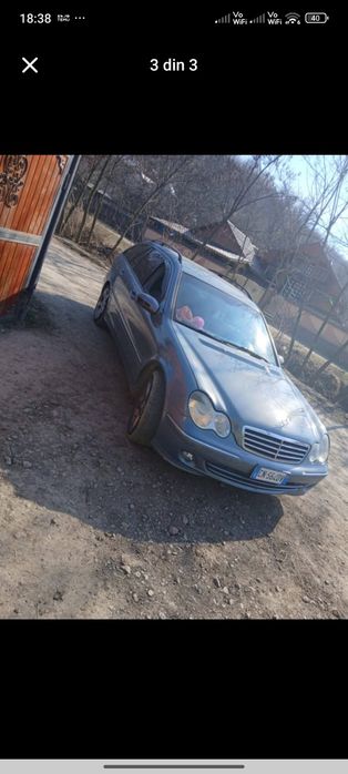 Vând Mercedes w203