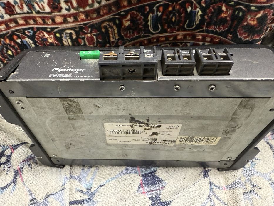 Продается усилитель