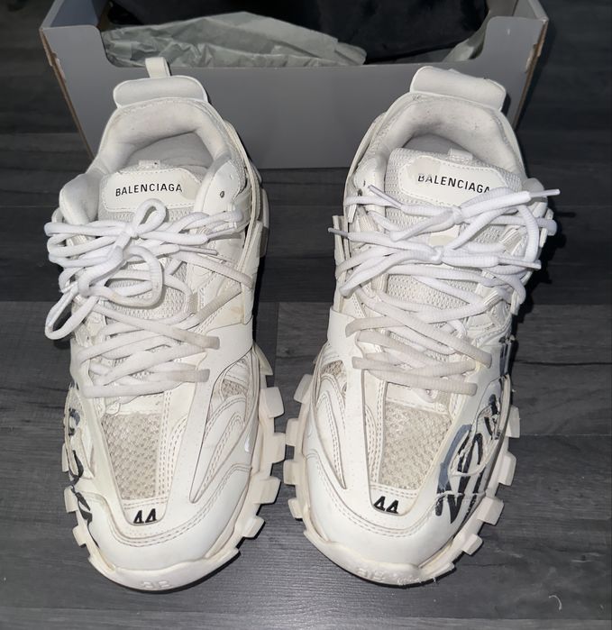 balenciaga track white paint logo