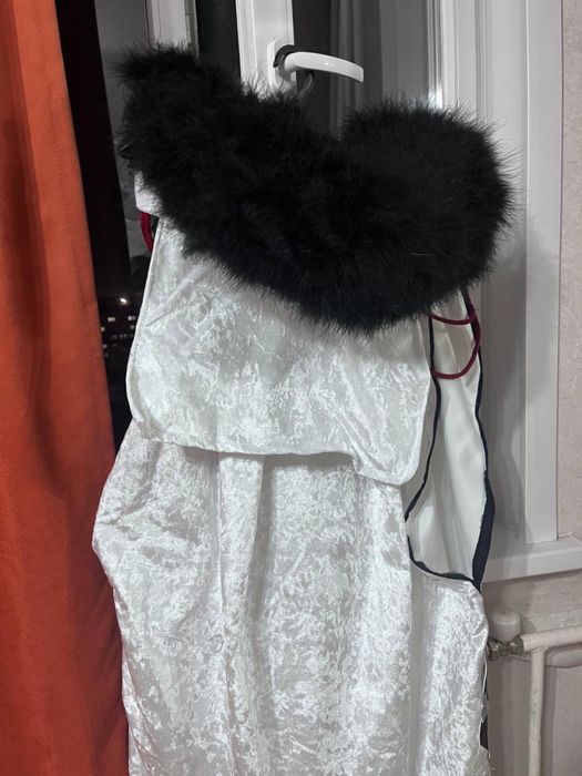 Плащ геншин фатуи на Коломбину