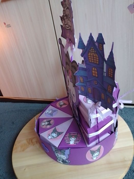 Картонена торта  ръчна изработката