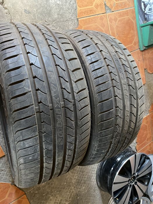 Шины Maximus  Germany 235/35/19, 2шт