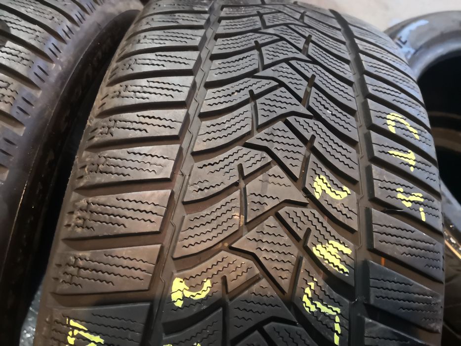 245 40 19 цола гуми dunlop dot 20