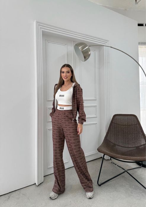 Дамски комплекти с м л