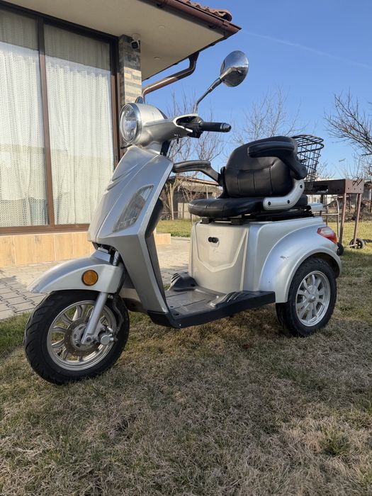 Scuter electric tricicleta carut scaun carucior handicap dizabilitati