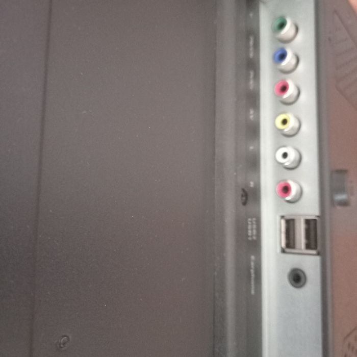 Продам телевизор SUPRA, диагональ 60 см.