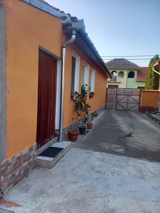 Vând casă Ioaniș jud. Bihor, com Finiș