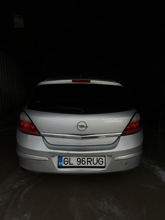 Opel Astra H 2005
