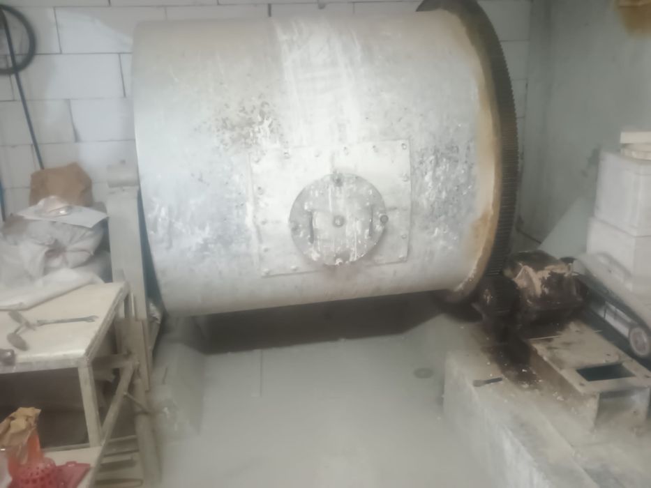 Moara cu bile pentru industria ceramicii