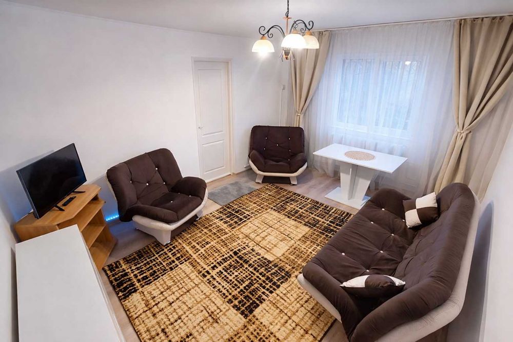 PF inchiriez ap 2 C semidecomandat - Alexandru