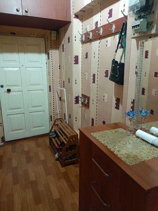 Сдаётся 2x ком. квартира. Строй рынок Джамий