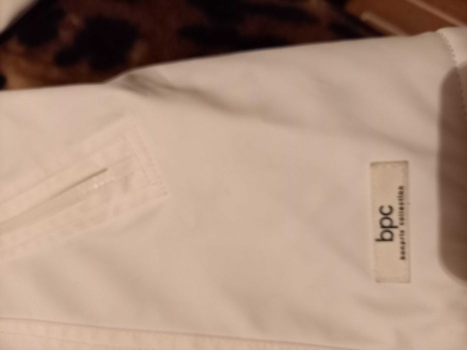 Зимно яке бяло изключително красиво